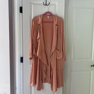 Coral silky robe with ruffle!